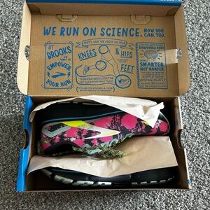 NWT Brooks Ghost 15 Womens Size 9 Pink Running Sneaker